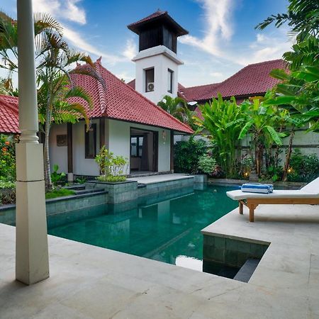 Luxury 3 Bed Villa With Pool In Great Location With Beachfront Spa Access Sanur Buitenkant foto